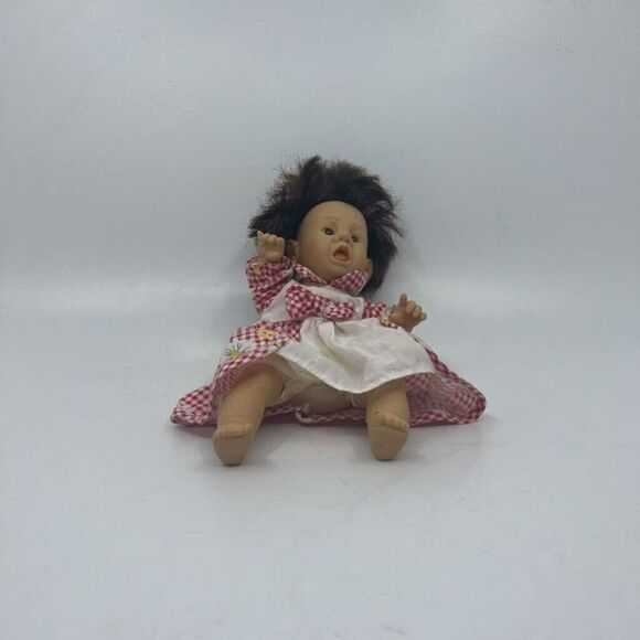 Vintage Gi-Go Toys Baby Girl Doll Red Gingham Floral Dress 9" - Picture 10 of 11